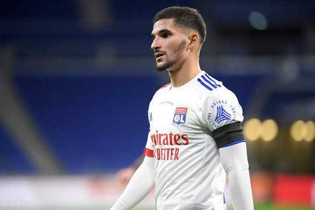 体育平台APP-波尔图轻取里昂，贝尔补时绝平法甲的简单介绍